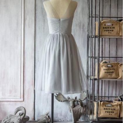 Fashion Light Grey Bridesmaid Dress Chiffon Short..