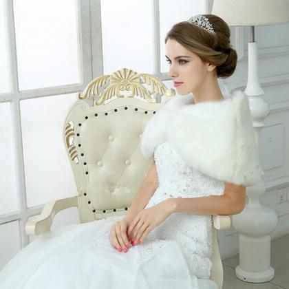 High Quality Bridal Dress Shrug Fake Fur Shawl..
