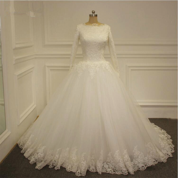 Vintage Lace Ball Gown Long Sleeve Wedding Dress Tulle Lace Up Back Bride Gown Plus Size