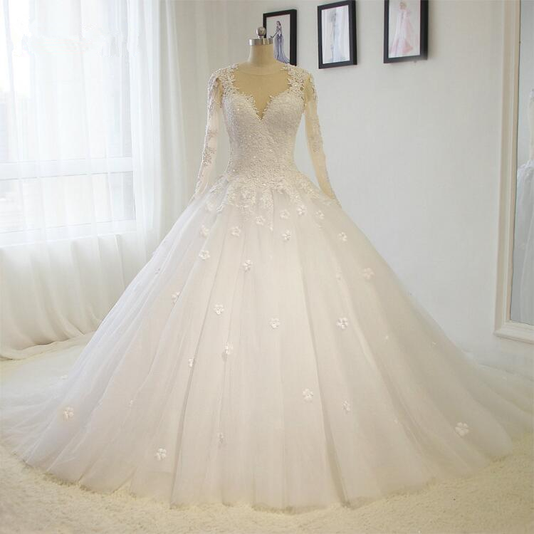 Ball Gown Wedding Dresses Sexy Backless Lace Long Sleeves V-neck White/ivory Bridal Dresses Plus Size